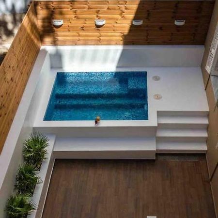 Nemeseos 1St Floor Homm Apartment With Roof Garden And Wading Pool Athens Luaran gambar