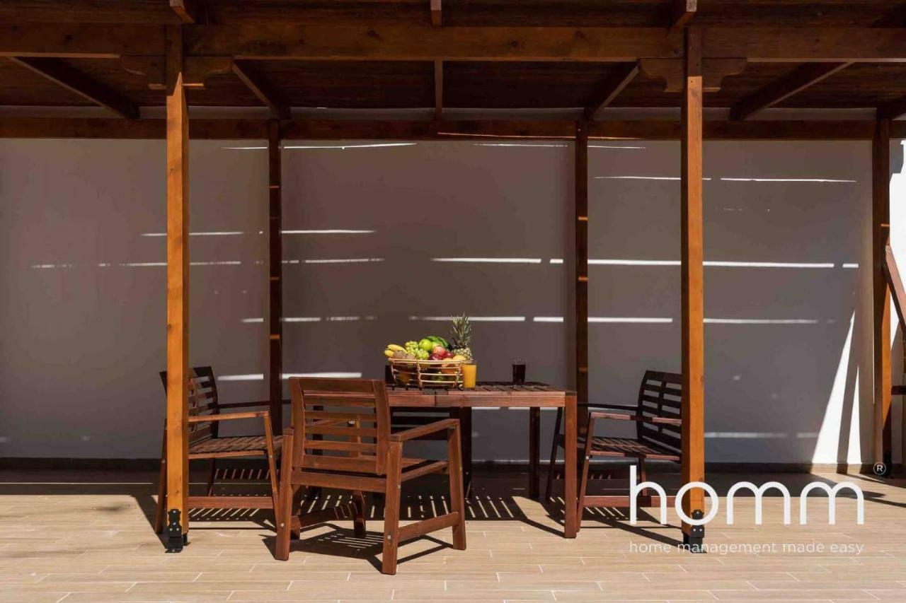 Nemeseos 1St Floor Homm Apartment With Roof Garden And Wading Pool Athens Luaran gambar
